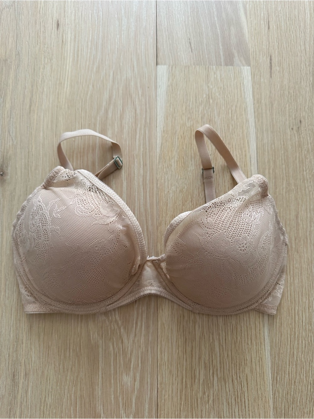 NATORI - Nude Lace Molded Underwire Bra - Size 32DD
